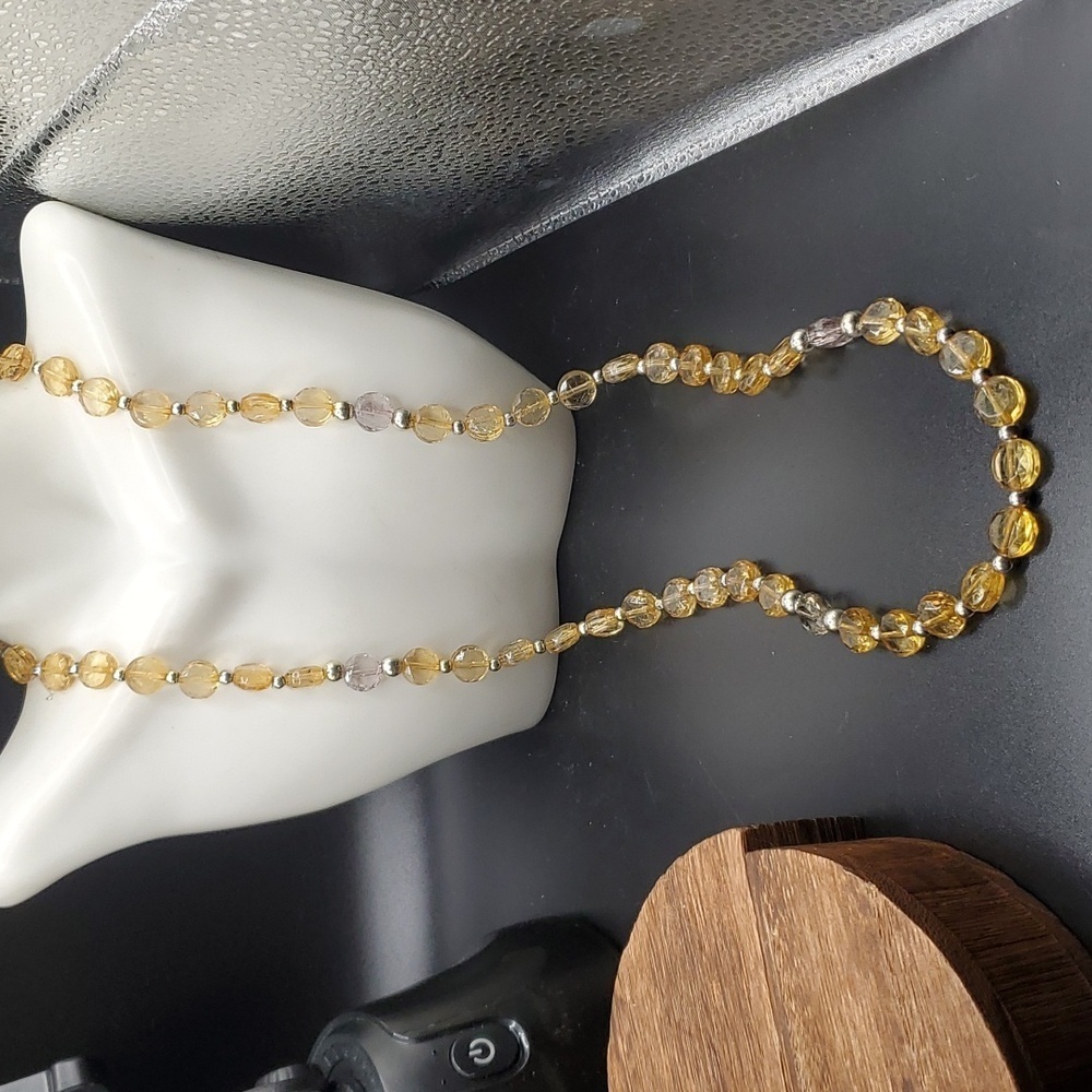 N2926 lavendar lemon glass horseshoe equestrian necklace vintage‎ tea time